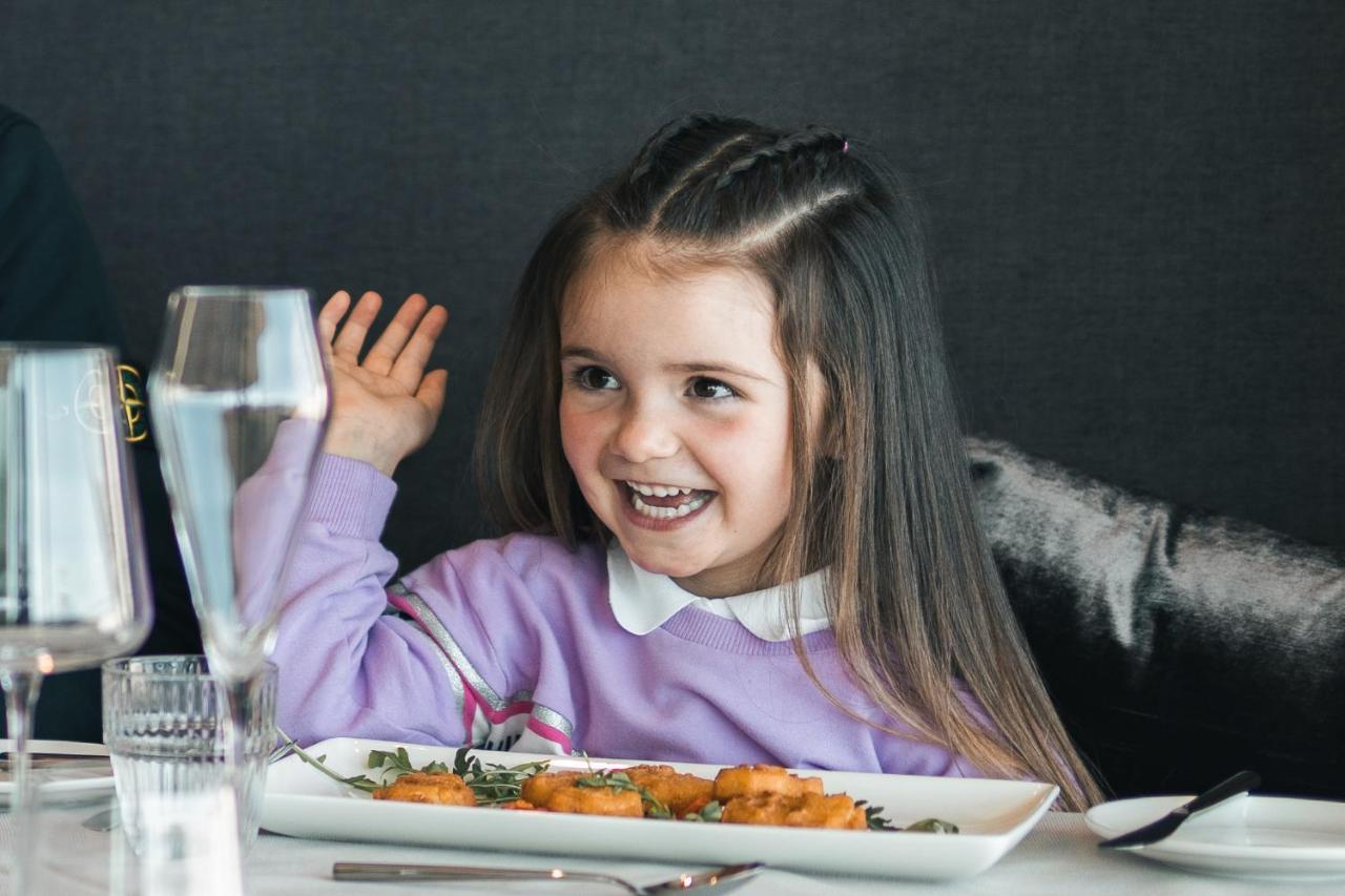 Familienhotel Familiamus Meransen Exteriör bild